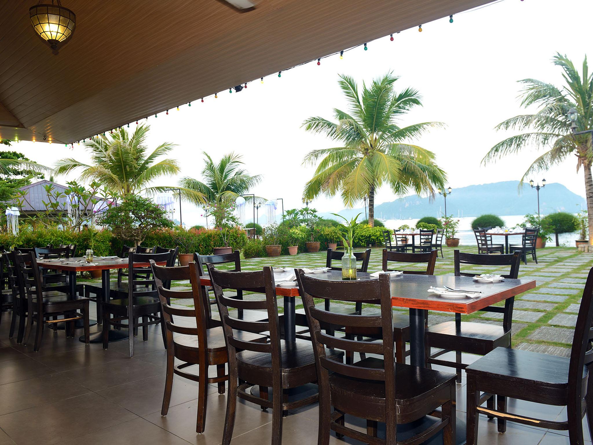 Bella Vista Waterfront Resort, Kuah Langkawi Kültér fotó